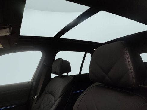 New 2026 BMW X5 xDrive50e image 13