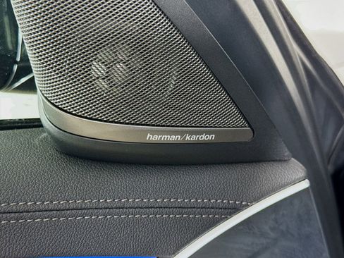 Certified 2023 BMW M550i xDrive w/ Executive Package image 19