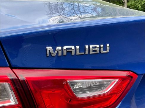 Used 2023 Chevrolet Malibu LT FWD image 25