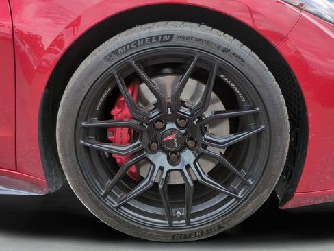 Used 2023 Chevrolet Corvette Z06 RWD image 24