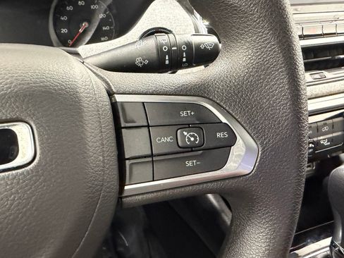 Used 2025 Jeep Compass Sport AWD/4WD image 36