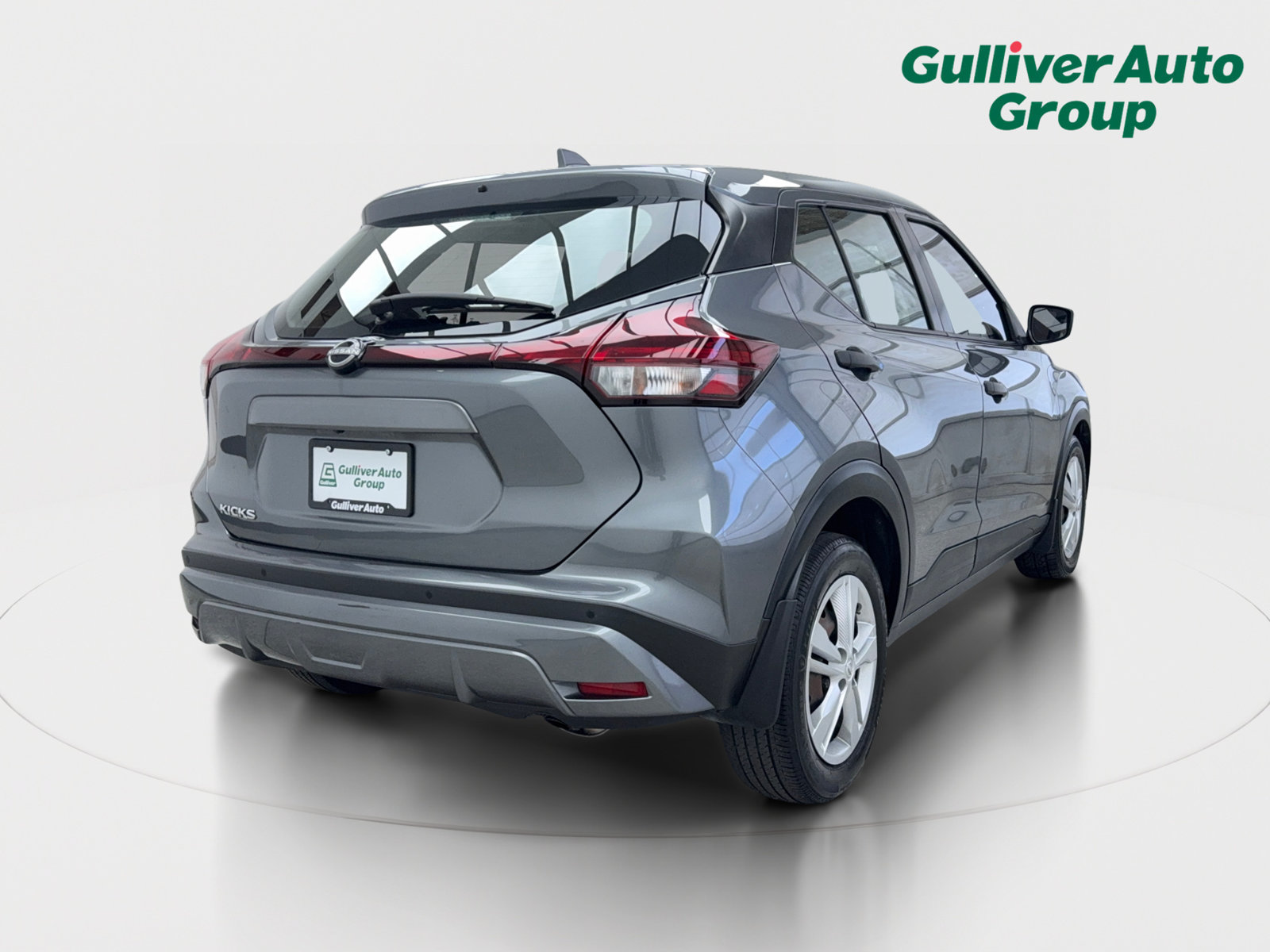 Used 2023 Nissan Kicks S FWD image 8