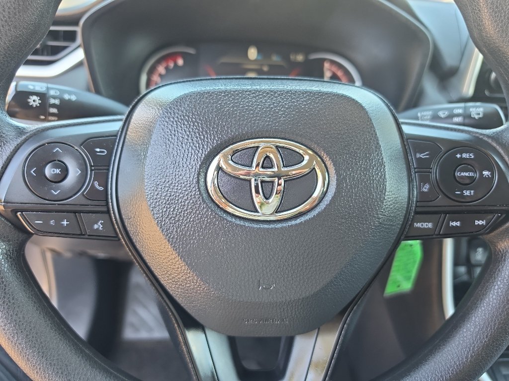 Certified 2025 Toyota RAV4 LE AWD/4WD image 25