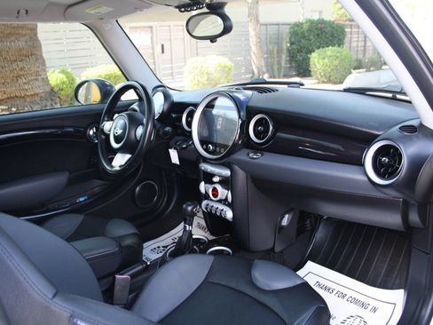 Used 2010 MINI Cooper S FWD image 16