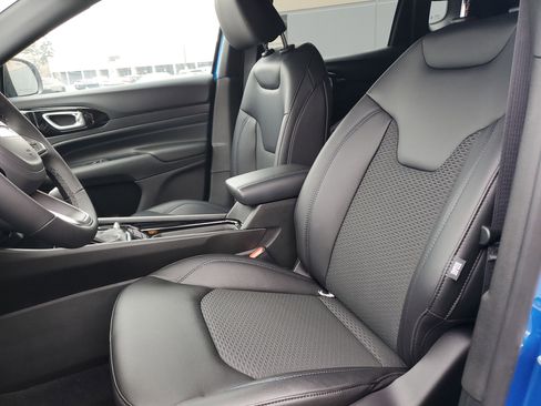 New 2026 Jeep Compass Latitude image 22