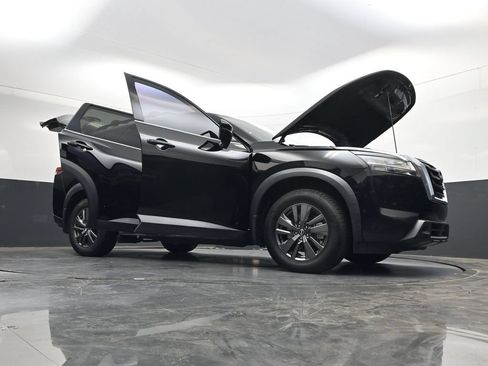 Used 2022 Nissan Pathfinder SV w/ SV Premium Package FWD image 57