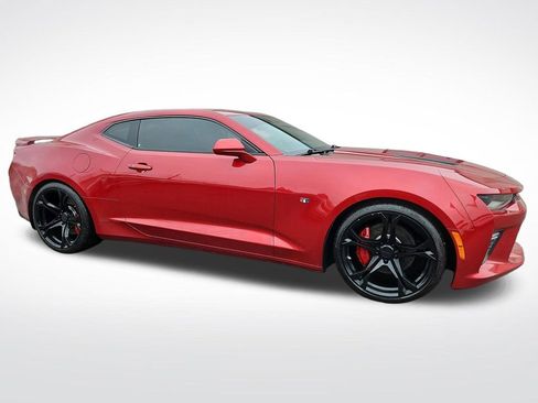 Used 2016 Chevrolet Camaro SS RWD image 6