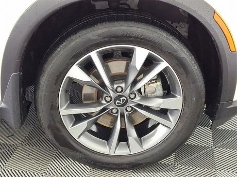 Certified 2025 INFINITI QX60 Luxe w/ Cargo Package image 10