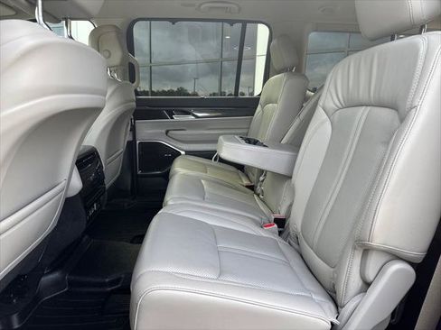 Used 2022 Jeep Wagoneer Series I w/ Convenience Group I AWD/4WD image 21