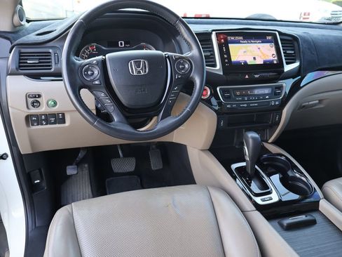 Used 2017 Honda Ridgeline RTL-E image 25
