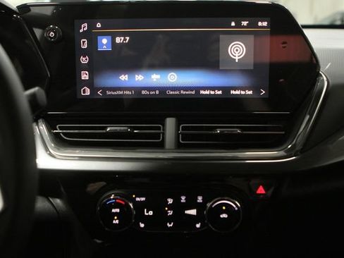 New 2026 Chevrolet Trax ACTIV w/ Driver Confidence Package FWD image 19