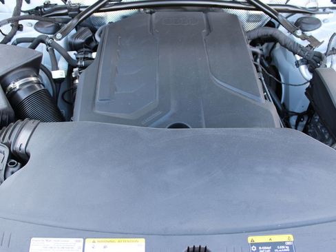 New 2025 Audi Q5 Premium Plus image 38