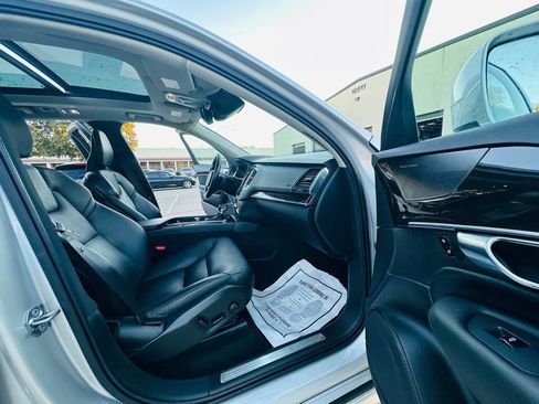 Used 2019 Volvo XC90 T6 Momentum w/ Protection Package Premier image 24