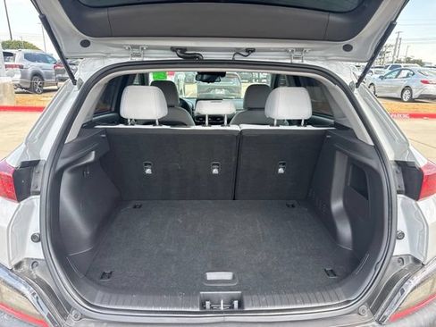 Used 2023 Hyundai Kona SEL FWD image 7
