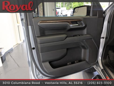 Used 2024 GMC Sierra 1500 Elevation w/ X31 Off-Road Package AWD/4WD image 14