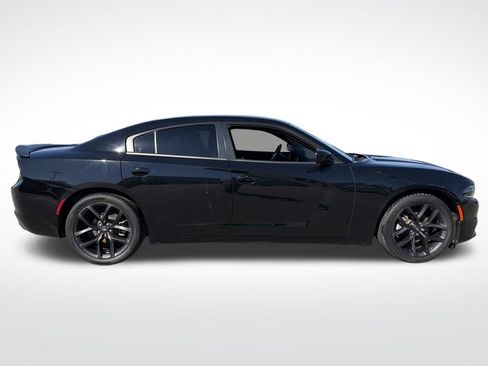 Used 2021 Dodge Charger SXT w/ Blacktop Package image 8