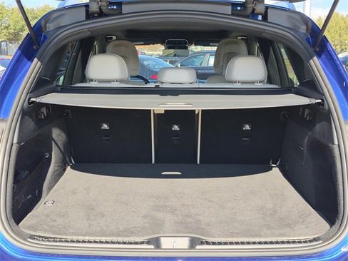 Certified 2025 Mercedes-Benz GLC 300 image 9