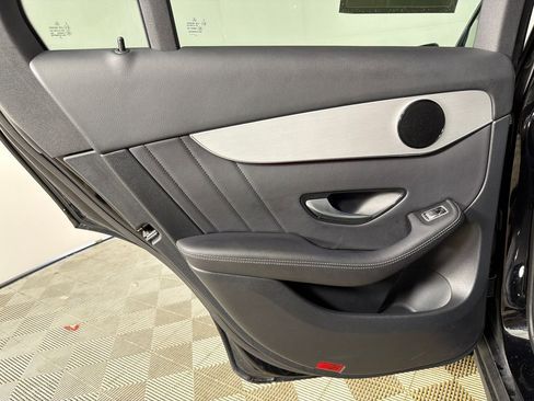 Used 2022 Mercedes-Benz GLC 300 image 22