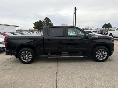 Used 2019 Chevrolet Silverado 1500 RST image 11
