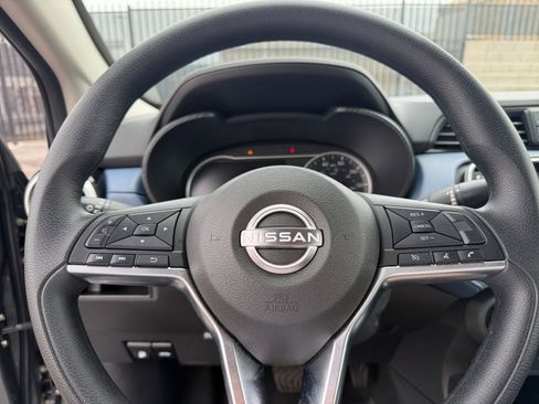 Used 2025 Nissan Versa SV image 25