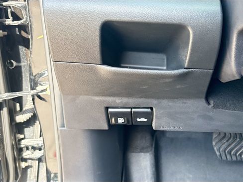 Used 2024 Nissan Kicks SV FWD image 10