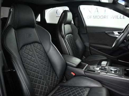 Used 2019 Audi S4 Premium Plus w/ Premium Plus Package AWD/4WD image 22