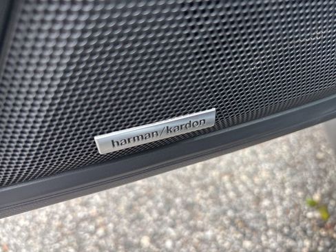 Used 2025 Subaru Outback Limited image 4