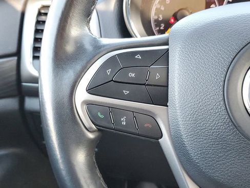 Certified 2020 Jeep Grand Cherokee Altitude image 13