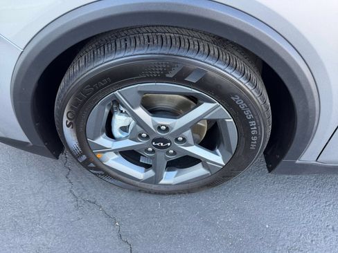 Used 2026 Kia K4 FWD image 29
