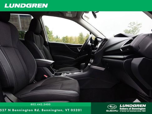 Used 2020 Subaru Forester Premium image 24