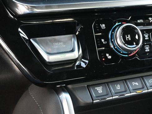 New 2026 GMC Sierra 3500 Denali image 25