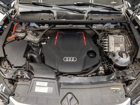 Used 2023 Audi SQ5 Premium Plus w/ Premium Plus Package AWD/4WD image 3