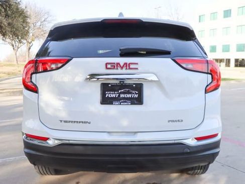 Used 2021 GMC Terrain SLT image 6