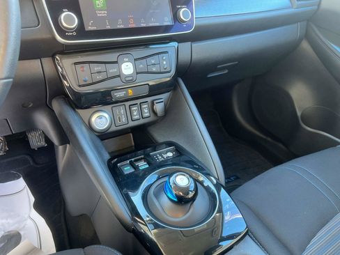 Certified 2024 Nissan Leaf SV Plus image 24