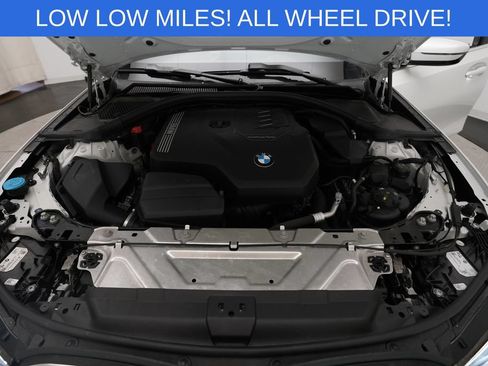 Used 2024 BMW 330i xDrive Sedan AWD/4WD image 3
