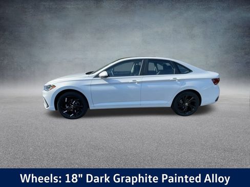 New 2025 Volkswagen Jetta SE image 13