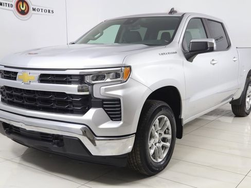 Used 2022 Chevrolet Silverado 1500 LT image 5