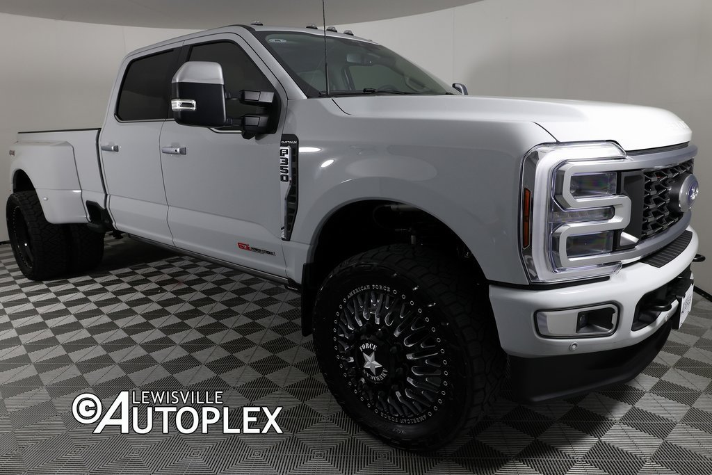 Used 2025 Ford F350 Platinum w/ Platinum Plus Package AWD/4WD image 3