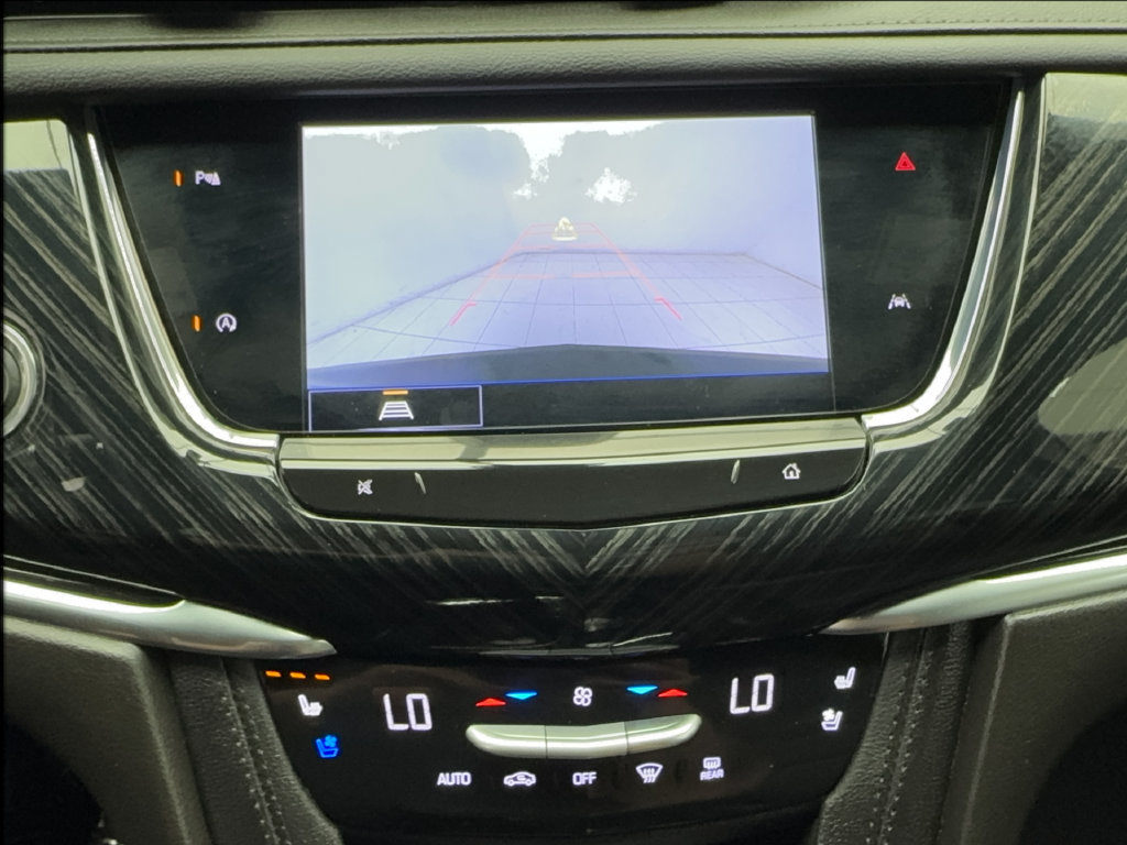 Used 2025 Cadillac XT6 Premium Luxury AWD/4WD image 59