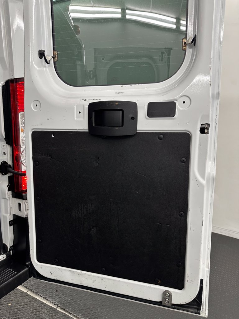 Used 2025 RAM ProMaster 2500 w/ U-Haul Equipment Group FWD image 21