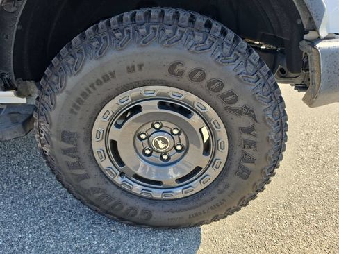Used 2024 Ford Bronco Outer Banks AWD/4WD image 10