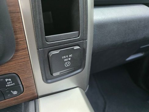 Used 2016 RAM 3500 Laramie w/ Convenience Group image 34