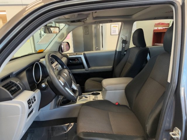 Used 2011 Toyota 4Runner SR5 AWD/4WD image 16