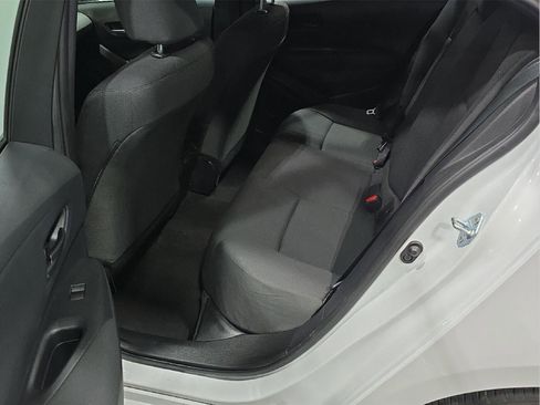 Used 2025 Toyota Corolla LE image 20