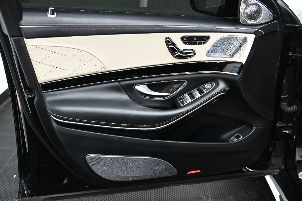 Used 2015 Mercedes-Benz S 65 AMG Sedan image 18