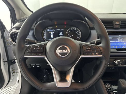 Certified 2025 Nissan Versa SV w/ Trunk Package FWD image 14
