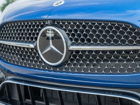 Used 2024 Mercedes-Benz CLE 300 4MATIC Cabriolet image 16