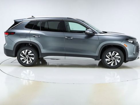 New 2026 Volkswagen Tiguan S image 10