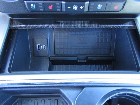 Used 2021 Ford F250 Lariat image 31