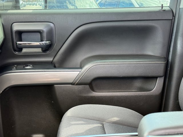 Used 2018 Chevrolet Silverado 1500 LT w/ All Star Edition AWD/4WD image 38